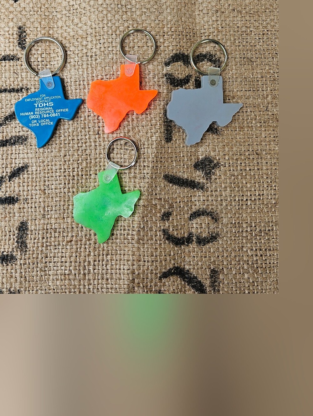 Vintage Texas Advertising Key Ring Keychain Lot 4 Rubbery Plastic Key Chains - Picture 5 of 9